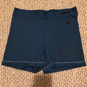 dark blue nike pro shorts